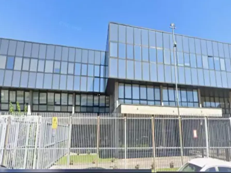 Immagine 2 di Ufficio in vendita  in Via Vecchia Ferriera a Vicenza