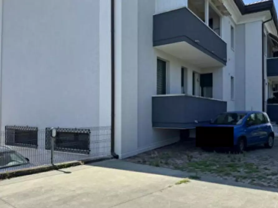 Immagine 3 di Appartamento in vendita  in Via delle Orchidee a Camisano Vicentino