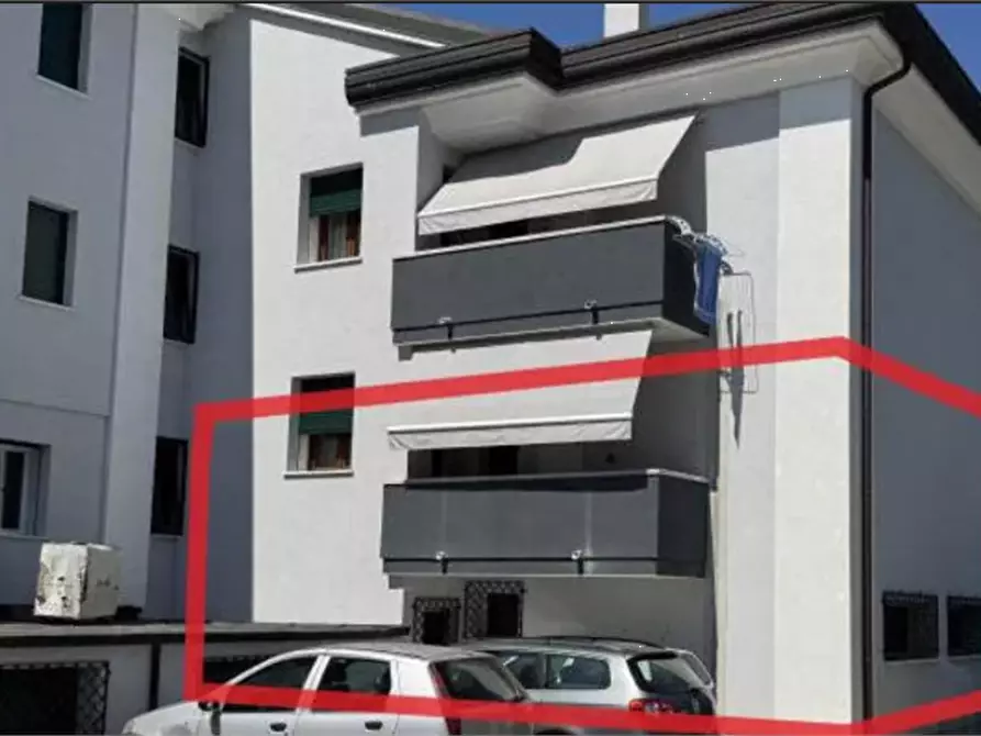 Immagine 8 di Appartamento in vendita  in Via delle Orchidee a Camisano Vicentino