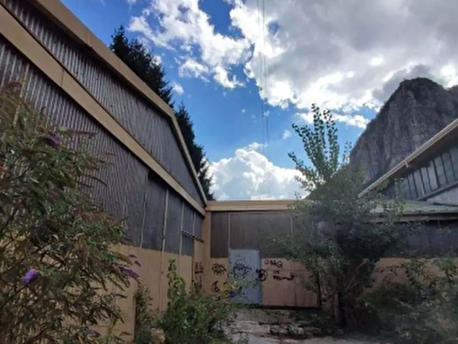 Immagine 9 di Capannone industriale in vendita  in Via Oliero di Sotto a Valbrenta