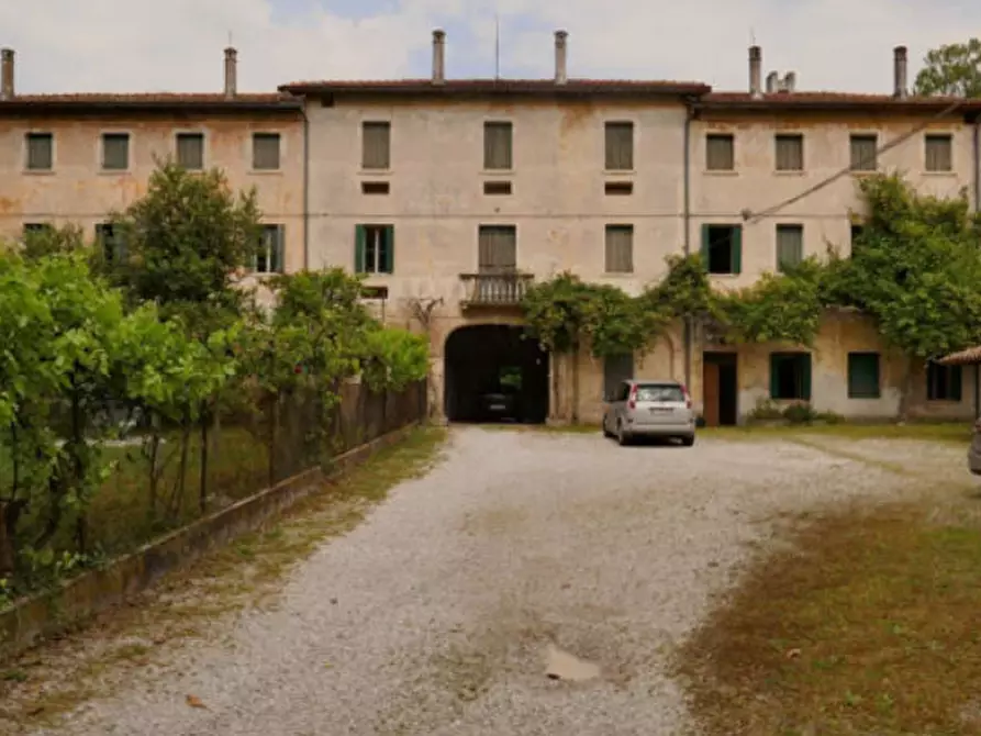 Immagine 3 di Appartamento in vendita  in Viale Michelangelo Grigoletti a Fontanafredda