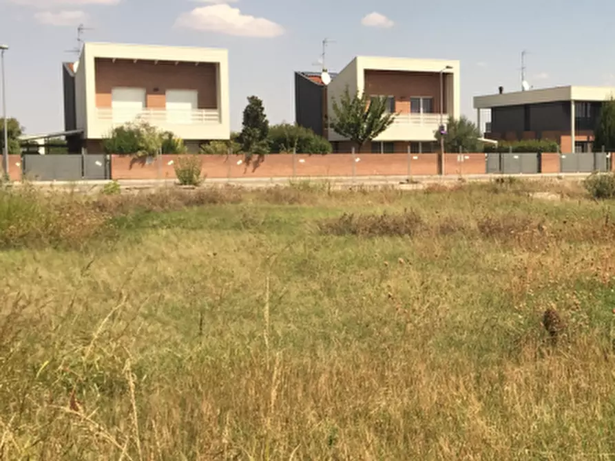 Immagine 2 di Terreno edificabile in vendita  in via Giangiuseppe Gherardi a San Giovanni In Persiceto