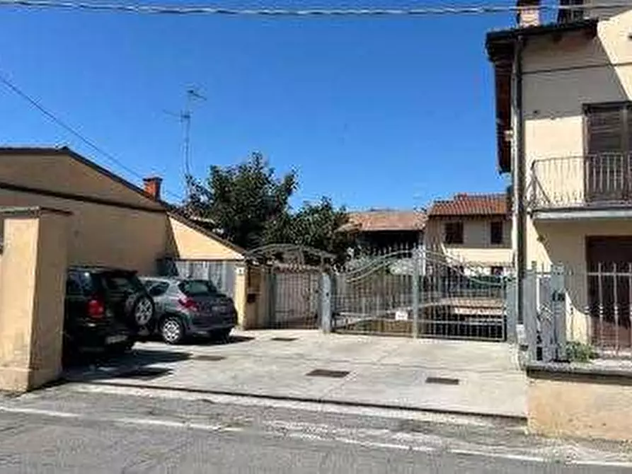 Immagine 3 di Appartamento in vendita  in Via Dalcerri Tosi a San Colombano Al Lambro