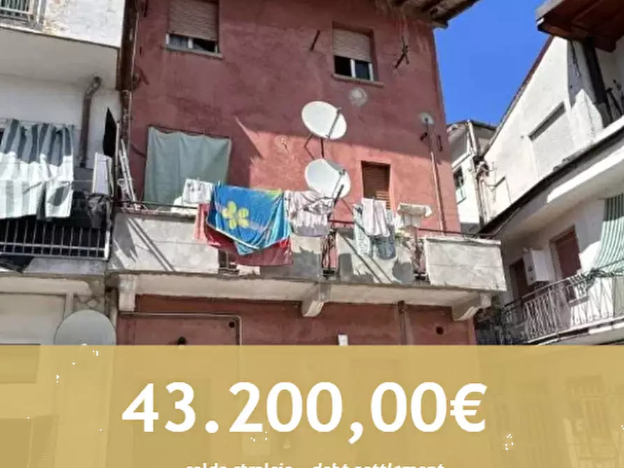Immagine 1 di Appartamento in vendita  in Via Abate Pellizzoni a Solaro