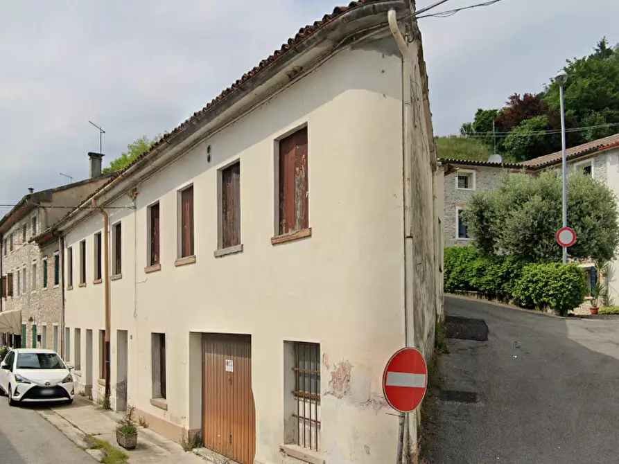 Immagine 4 di Porzione di casa in vendita  in Piazza Roma a Segusino