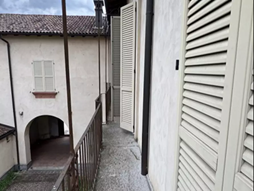 Immagine 4 di Appartamento in vendita  in Piazza della Vittoria a Locate Di Triulzi