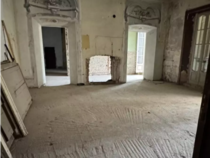 Immagine 23 di Appartamento in vendita  in Piazza della Vittoria a Locate Di Triulzi