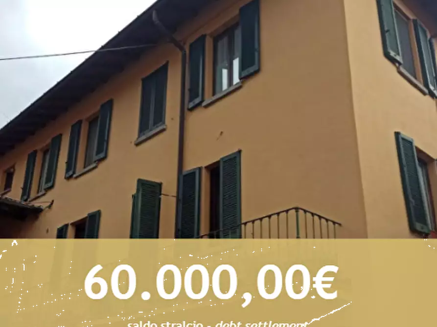 Immagine 1 di Appartamento in vendita  in Via Risorgimento a Longone Al Segrino