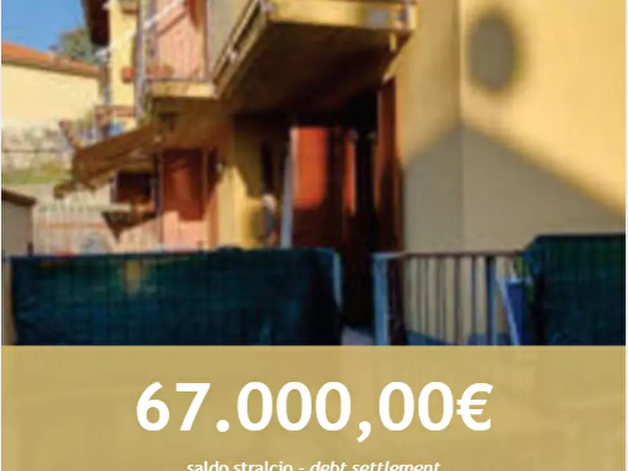 Immagine 1 di Appartamento in vendita  in Via Prestino  a Como