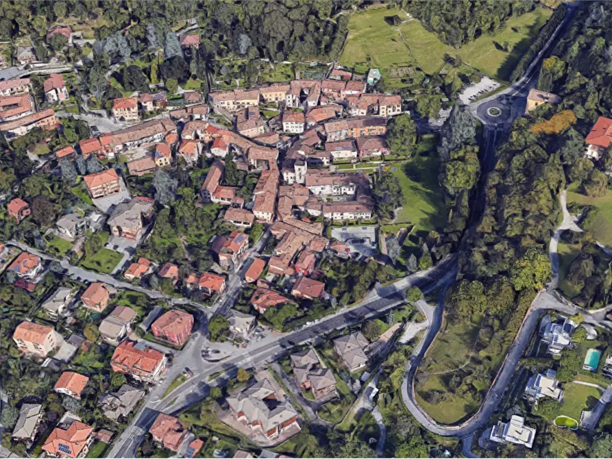 Immagine 5 di Appartamento in vendita  in Via Risorgimento a Longone Al Segrino