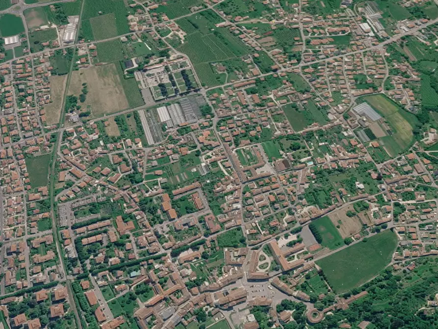 Immagine 20 di Magazzino in vendita  in Via Cinzio Cenedese a Vittorio Veneto