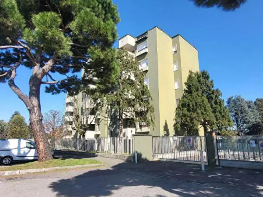 Immagine 5 di Appartamento in vendita  in Via del Lazzaretto a Vanzago
