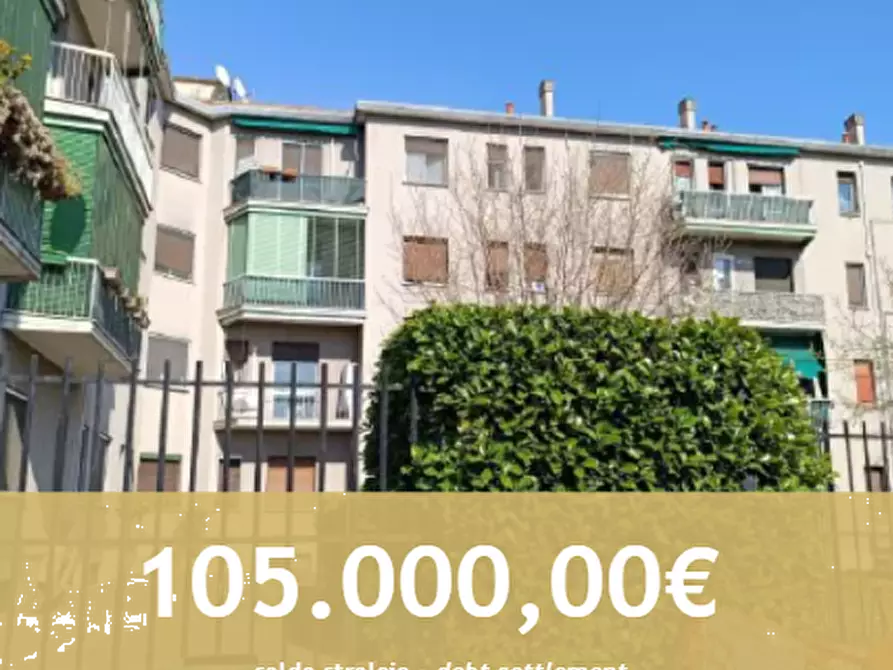 Immagine 1 di Appartamento in vendita  in Via Di Vittorio Giuseppe a Milano