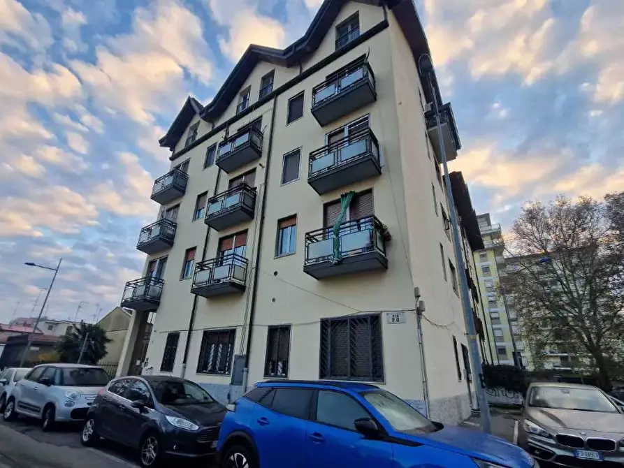 Immagine 2 di Appartamento in vendita  in Via Po a San Donato Milanese
