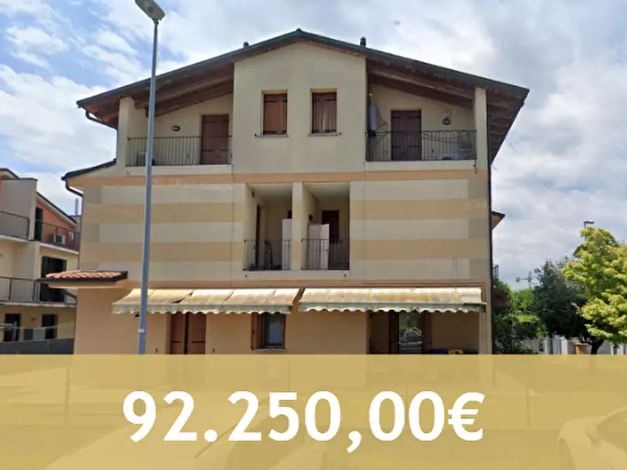 Immagine 1 di Appartamento in vendita  in Via Alessandro Volta a Roncade
