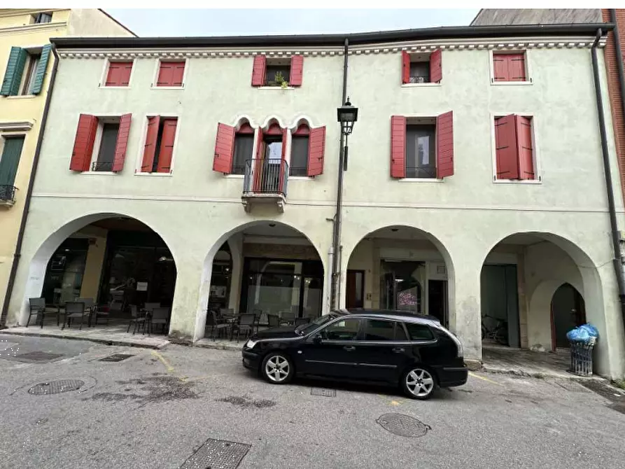 Immagine 2 di Appartamento in vendita  in Via Camillo Benso di Cavour a Este