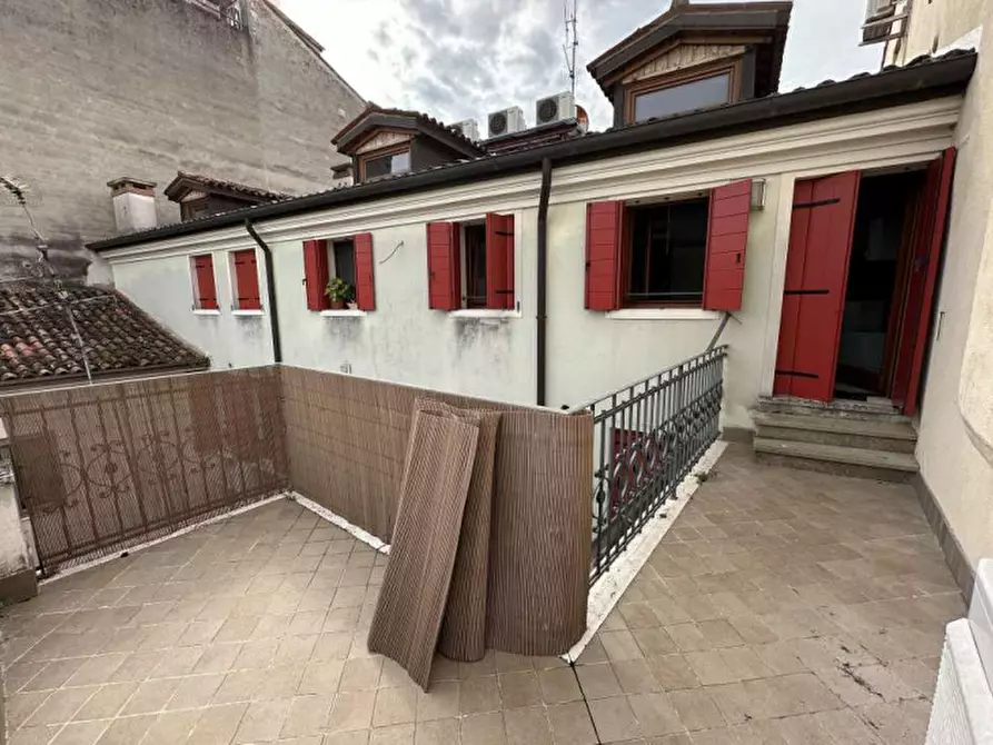 Immagine 5 di Appartamento in vendita  in Via Camillo Benso di Cavour a Este