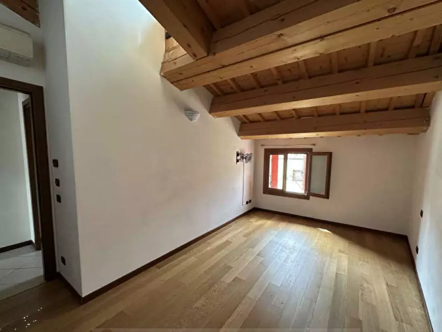 Immagine 17 di Appartamento in vendita  in Via Camillo Benso di Cavour a Este