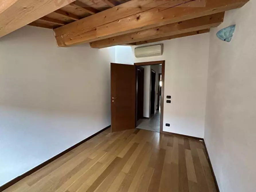 Immagine 18 di Appartamento in vendita  in Via Camillo Benso di Cavour a Este