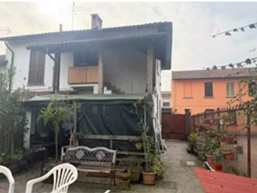 Immagine 3 di Porzione di casa in vendita  in Via Corsica a Abbiategrasso