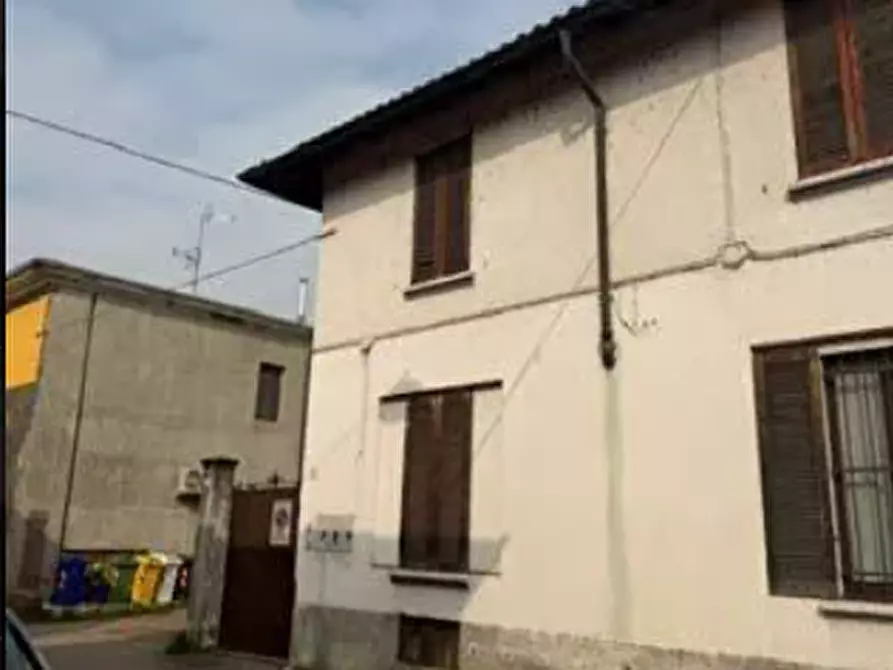 Immagine 4 di Porzione di casa in vendita  in Via Corsica a Abbiategrasso