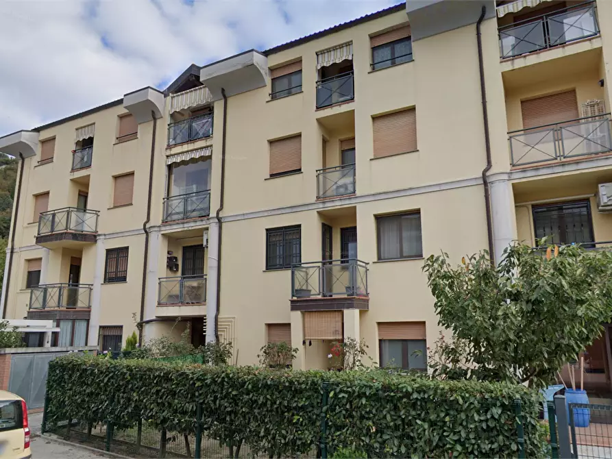 Immagine 8 di Appartamento in vendita  in via G. Di Vittorio a Marzabotto