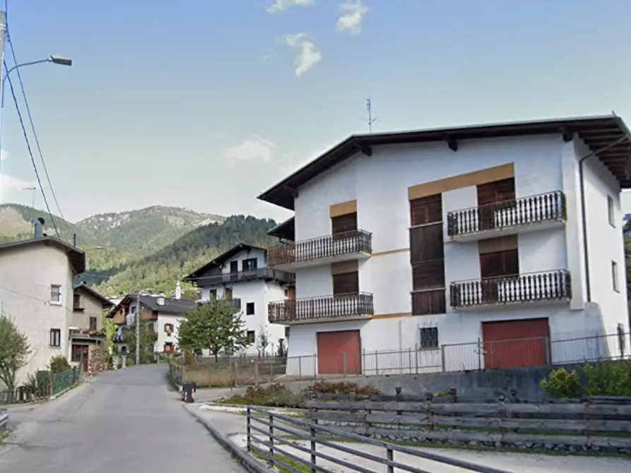 Immagine 10 di Appartamento in vendita  in via Villanova a Pieve Di Cadore