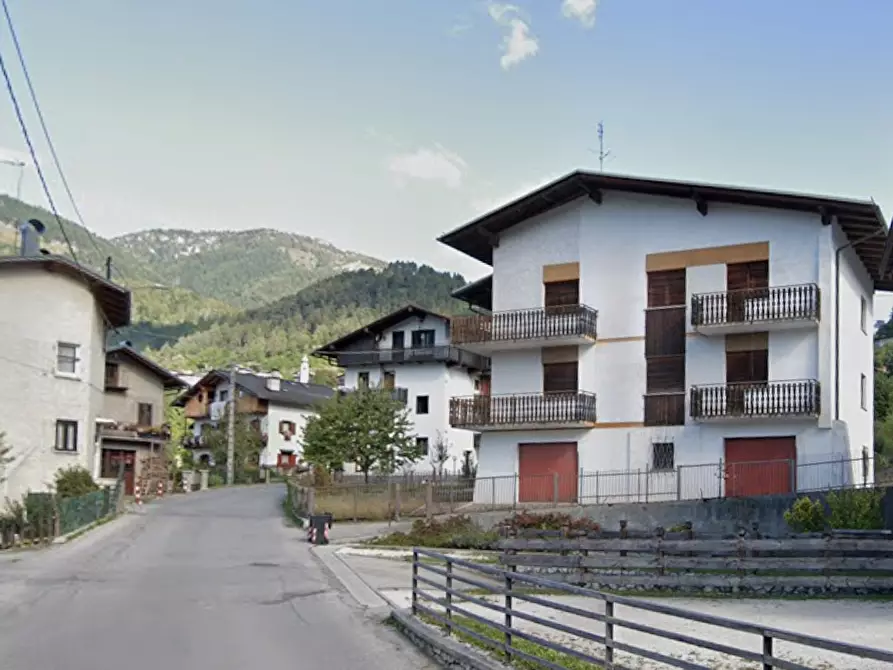 Immagine 17 di Appartamento in vendita  in via Villanova a Pieve Di Cadore