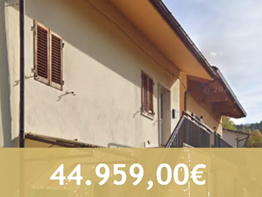 Immagine 1 di Appartamento in vendita  in Via della Foca a L'aquila