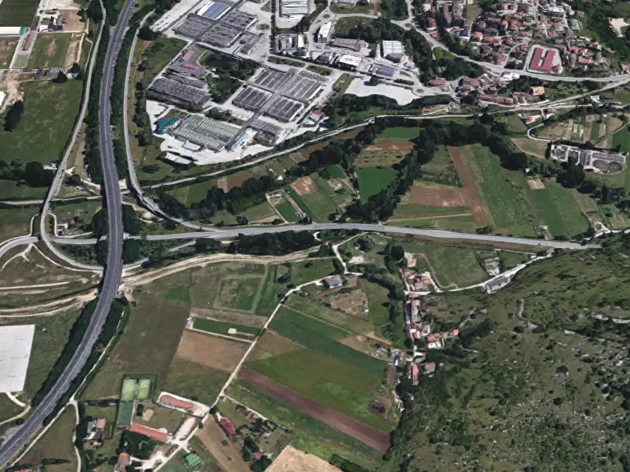 Immagine 9 di Appartamento in vendita  in Via della Foca a L'aquila