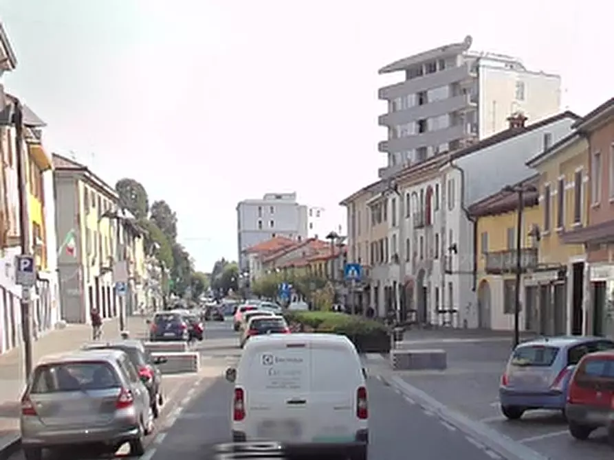 Immagine 10 di Appartamento in vendita  in Piazza Roma a Mariano Comense