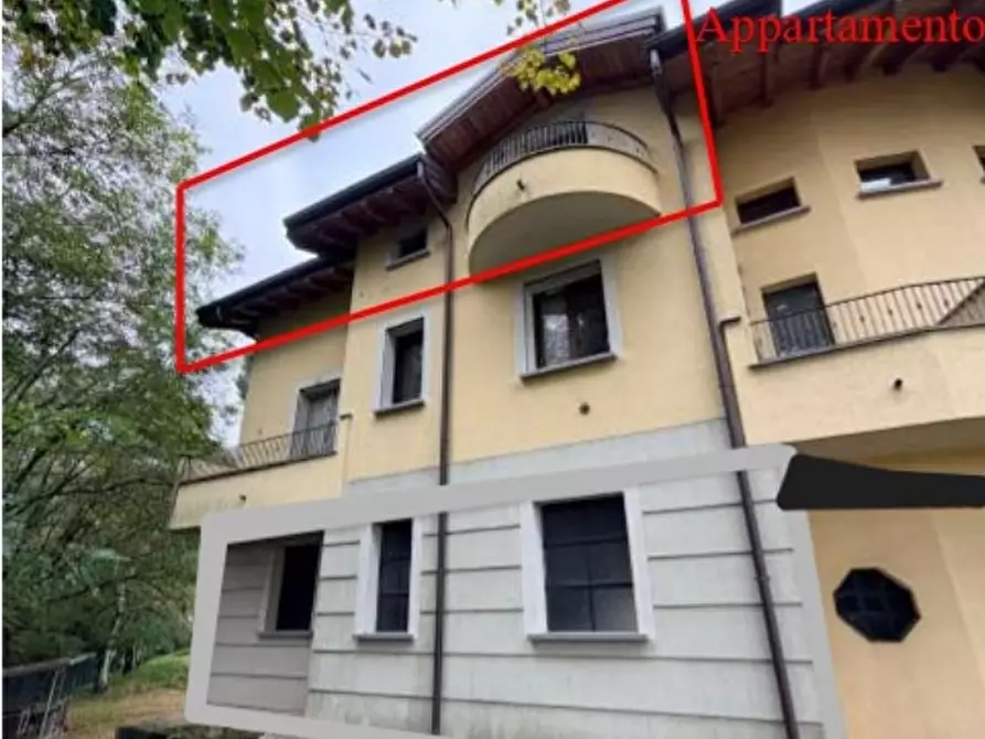 Immagine 5 di Appartamento in vendita  in Via Tremoncino a Cassago Brianza