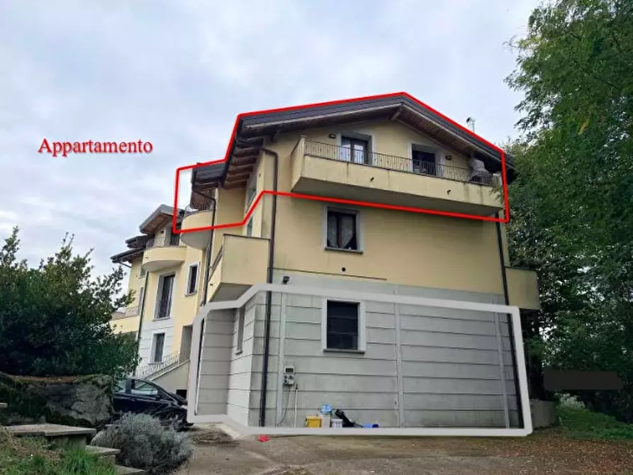Immagine 6 di Appartamento in vendita  in Via Tremoncino a Cassago Brianza