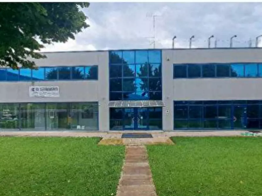 Immagine 2 di Capannone industriale in vendita  in Via S. Giuseppe Artigiano a Costermano sul Garda