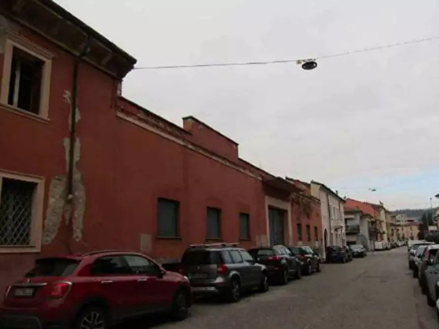 Immagine 5 di Capannone industriale in vendita  in Via Edoardo De Betta  a Verona