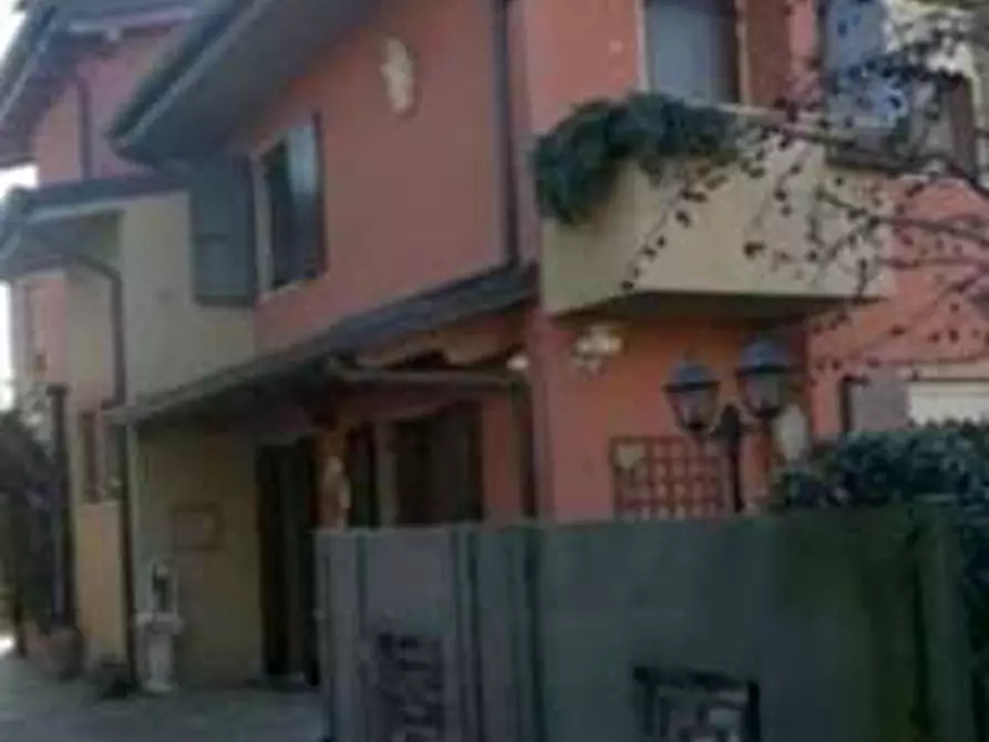 Immagine 2 di Villa in vendita  in Via IV Novembre a Grisignano Di Zocco