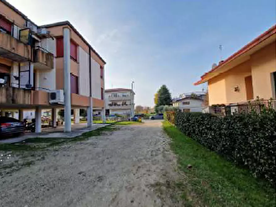 Immagine 19 di Appartamento in vendita  in Via Dante Alighieri a Aviano
