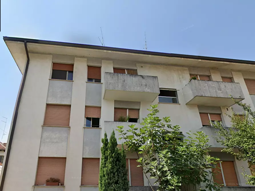 Immagine 13 di Appartamento in vendita  in Via Enrico Toti a Pordenone