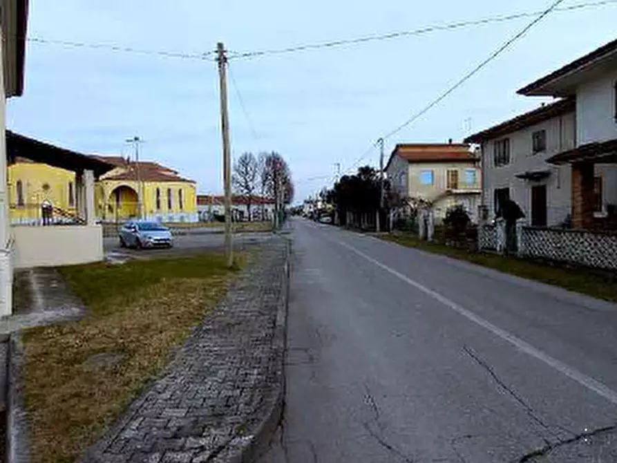 Immagine 5 di Porzione di casa in vendita  in  Via Pio X a Sesto Al Reghena