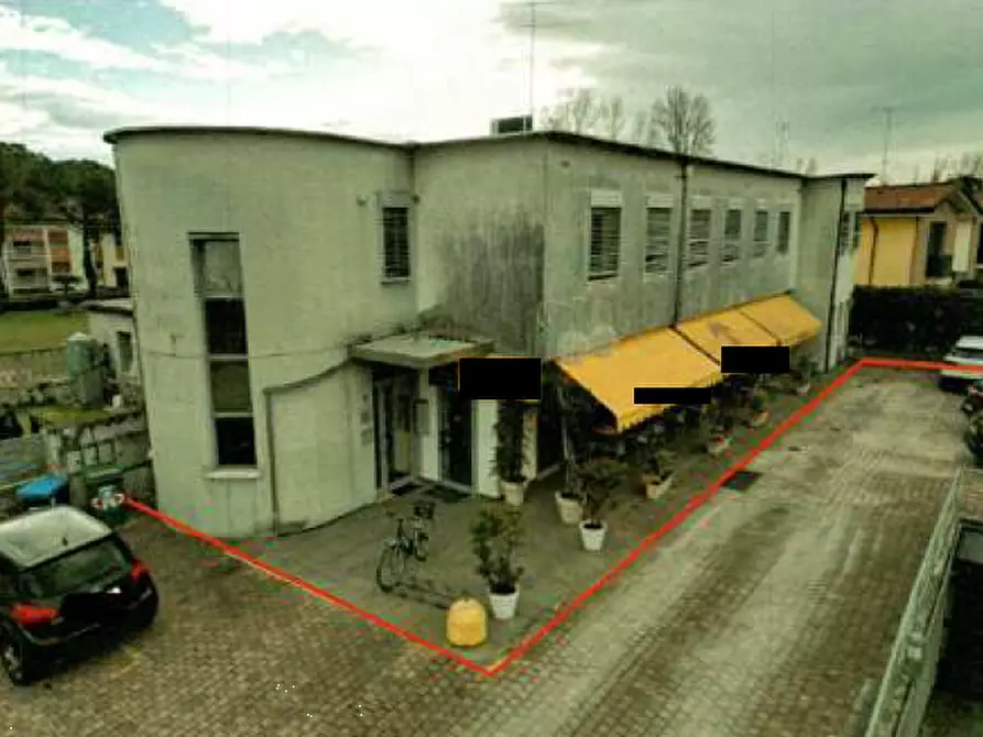 Immagine 3 di Negozio in vendita  in Via Cappuccini a Pordenone