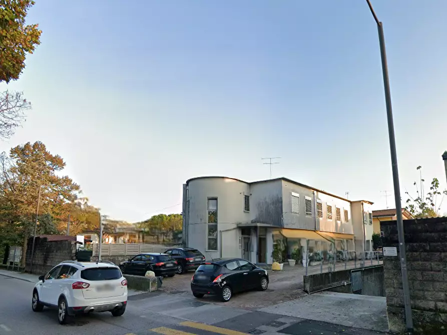 Immagine 8 di Negozio in vendita  in Via Cappuccini a Pordenone