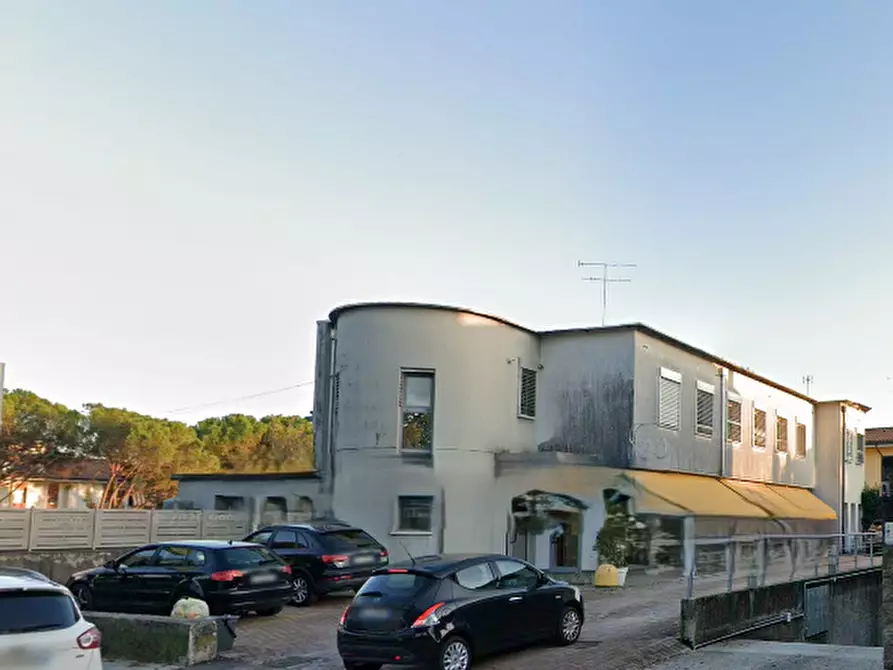 Immagine 10 di Negozio in vendita  in Via Cappuccini a Pordenone