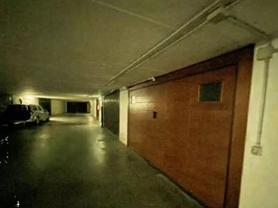 Immagine 17 di Negozio in vendita  in Via Cappuccini a Pordenone
