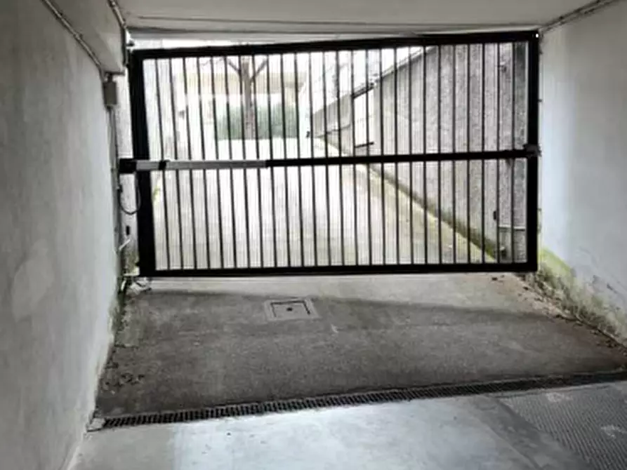 Immagine 21 di Negozio in vendita  in Via Cappuccini a Pordenone
