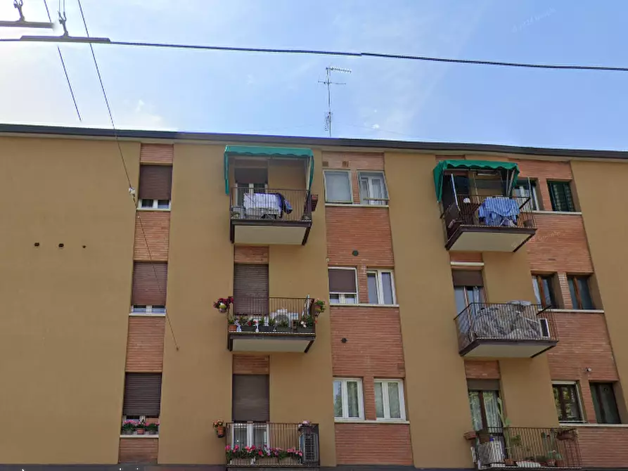 Immagine 3 di Appartamento in vendita  in Via Toscana a Bologna