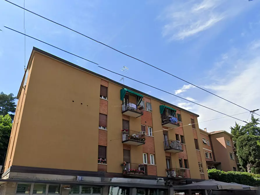 Immagine 13 di Appartamento in vendita  in Via Toscana a Bologna
