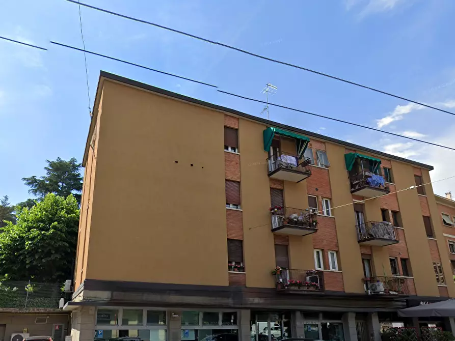 Immagine 14 di Appartamento in vendita  in Via Toscana a Bologna