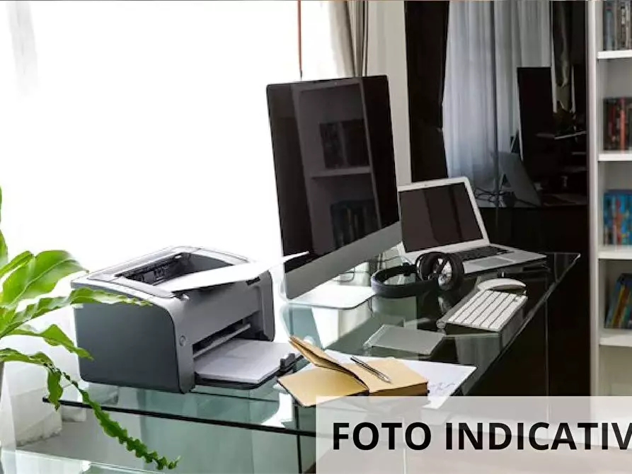 Immagine 10 di Ufficio in vendita  in viale del Industria a Padova