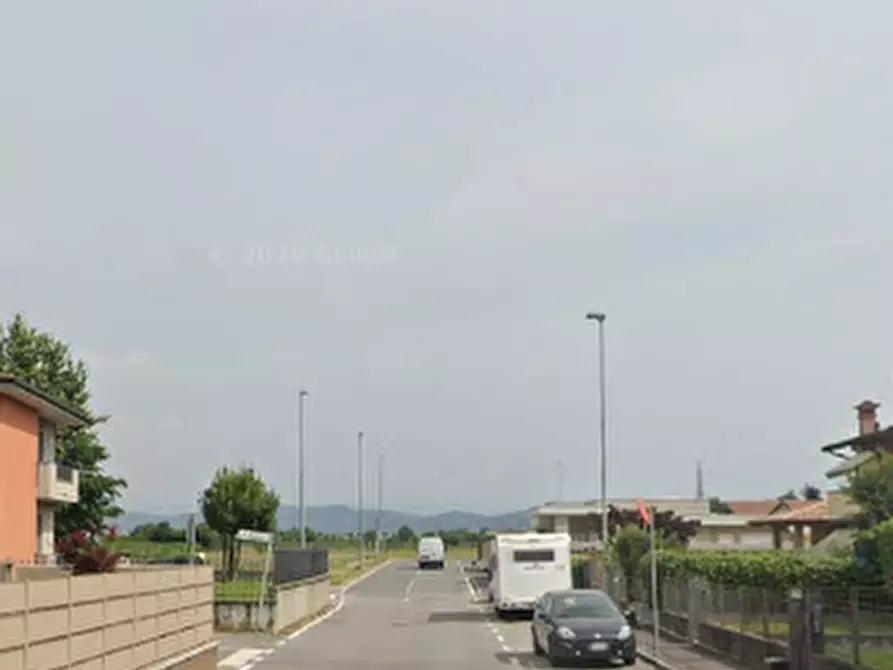 Immagine 3 di Appartamento in vendita  in Via Luigi Foresti a Castrezzato