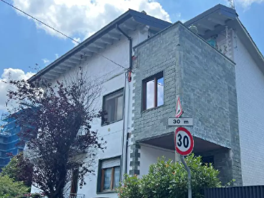 Immagine 3 di Appartamento in vendita  in Via Vincenzo Bellini a Bollate